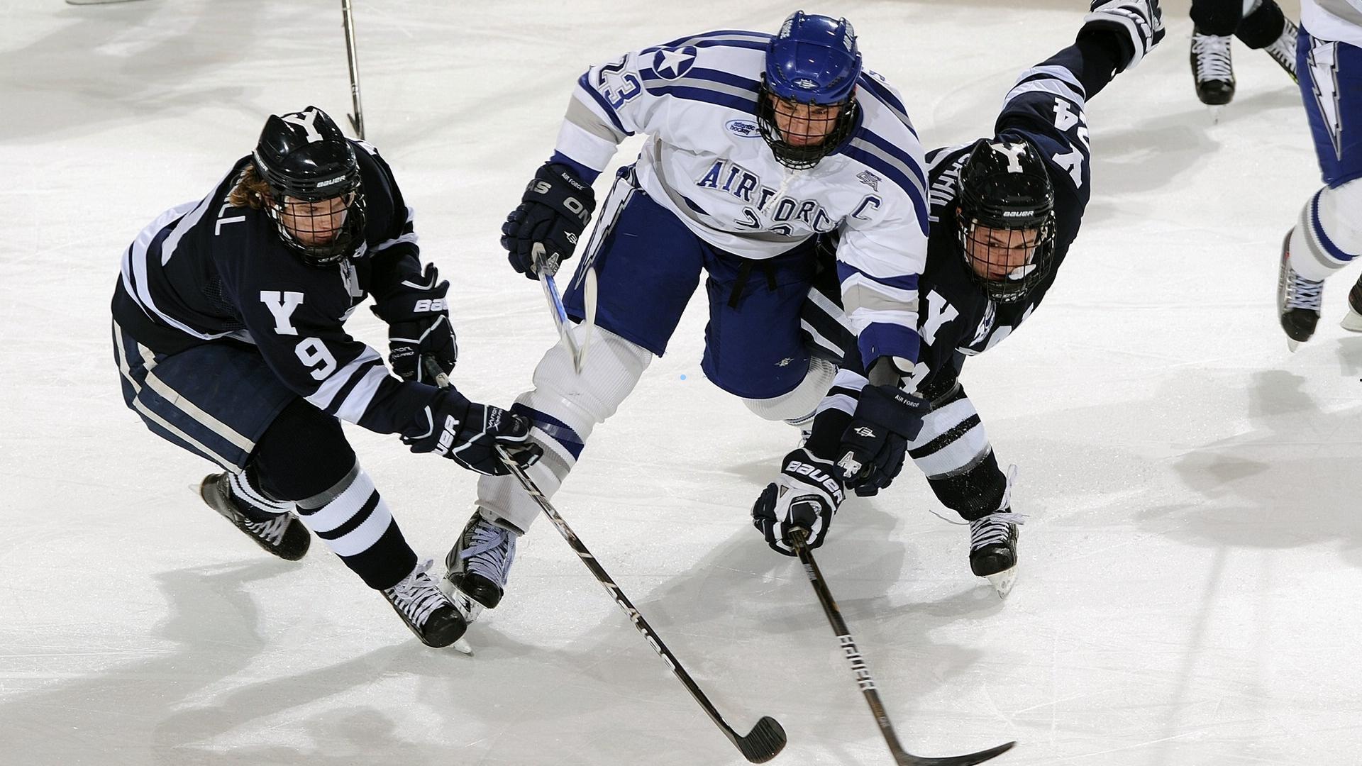  体育服务平台|魔术队2025赛季首发揭幕，布莱克、贝恩、达席尔瓦、班凯罗、卡特引领青春风暴