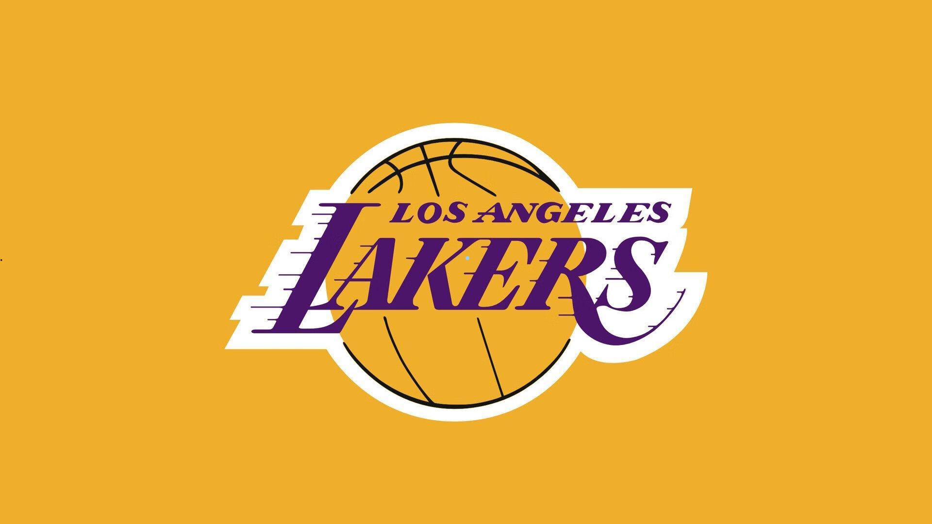  体育服务平台_字母哥谈裁判执法，人性化失误可容忍，但赛场对话应获基本尊重